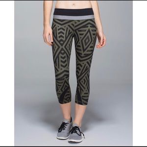 Lululemon cropped leggings